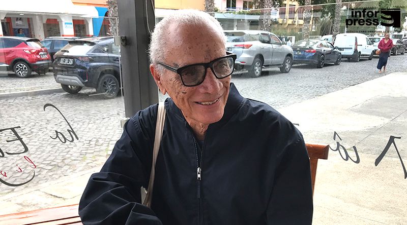 Professor Djick Oliveira prepara-se para entregar ao público seu legado literário