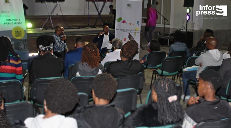 São Nicolau: Projecto “Rotas do Arquipélago” da Universidade de Santiago traz caravana de mais 100 pessoas à ilha