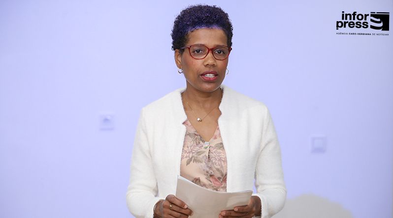 Combate às drogas: Comissão realça fiscalização como maior desafio no controlo do tabaco e álcool