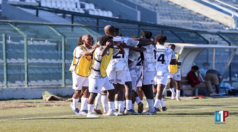 Futebol/Santiago Sul: Académica vence e obriga Boavista a derrotar o Benfica para recuperar a liderança 