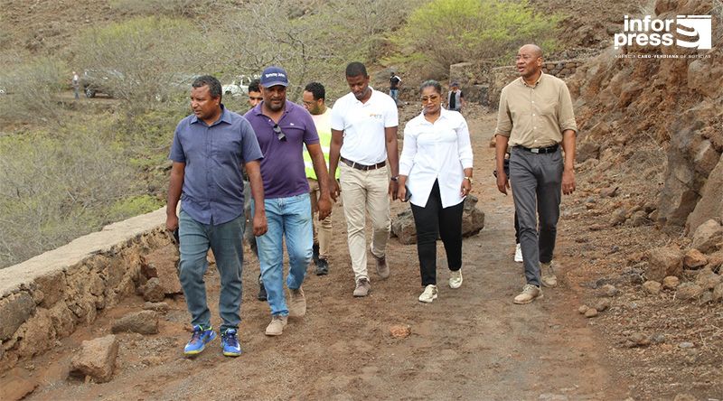 Porto Novo: Requalificação da estrada Ribeira da Cruz - Chã de Norte arranca em Outubro – autarquia