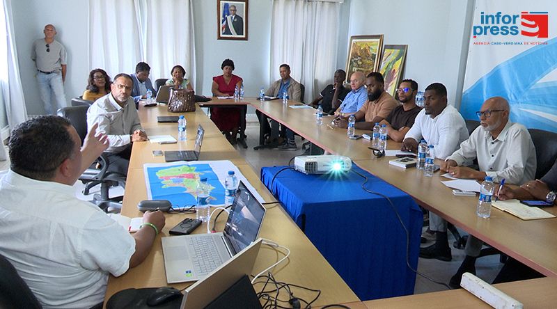 Ilha do Sal: Revisão do PDM com foco na pressão habitacional e projeção para 50 mil habitantes