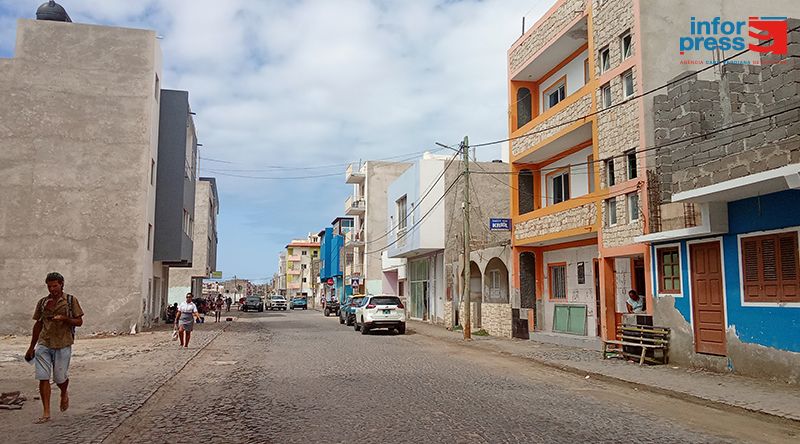 Boa Vista: Câmara municipal proíbe venda de alimentos e vestuário na via pública a partir de Setembro