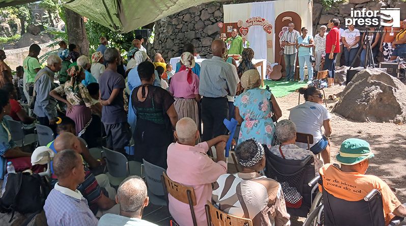 Ribeira Grande: Câmara assinala mês do idoso com palestras, capacitação de cuidadoras e convívio