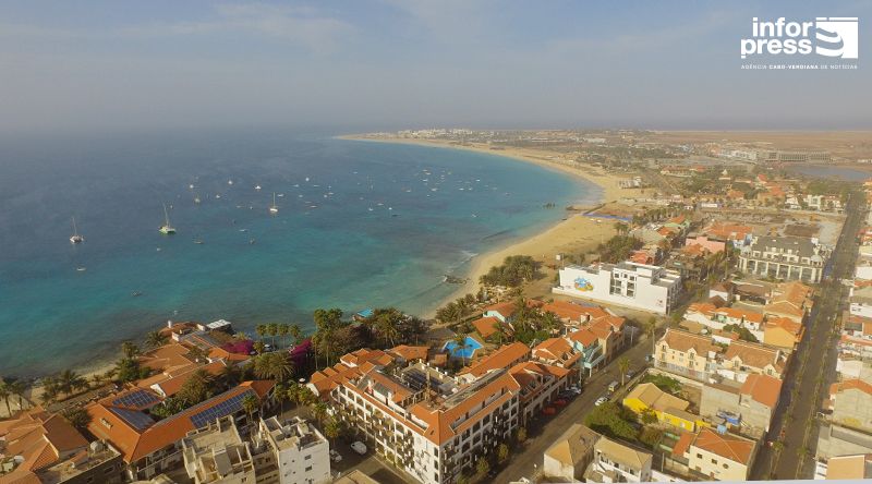 Ilha do Sal: Governo e sector imobiliário procuram soluções céleres para constrangimentos no turismo