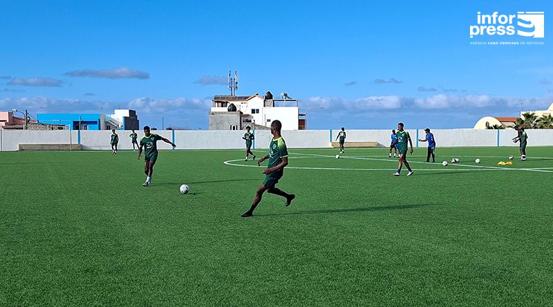 Futebol/Campeonato CV: Santo Crucifixo quer entrar com o pé direito frente ao Boavista da Praia