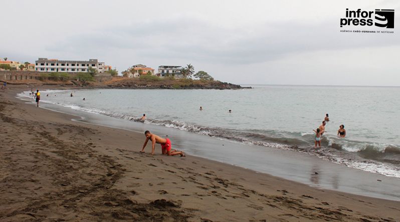 São Nicolau: Câmara do Tarrafal reforça segurança nas praias mais frequentadas na época balnear