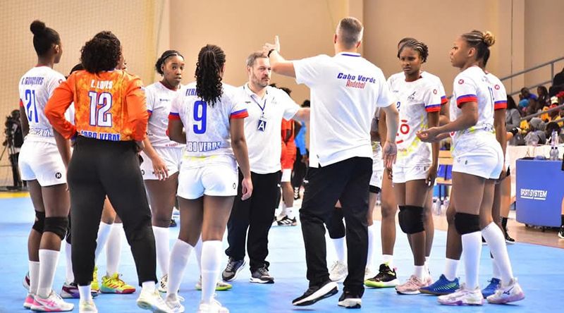 Andebol: Selecção feminina perde a final da Taça Presidente para a Guiné Conacri