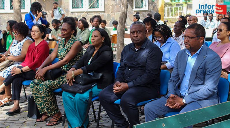 Escola Cesaltina Ramos promove Semana da Via Técnica para orientar alunos do 9.º ano
