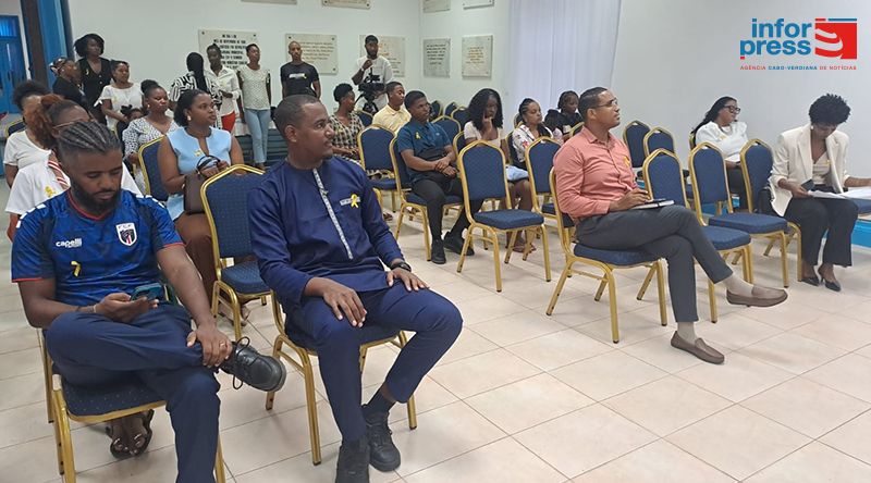 Geração B-Bright quer criar rede de apoio às famílias na prevenção do suicídio