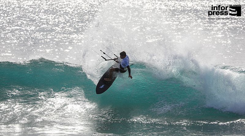 Mundial de Kitesurf: Português Simão Bilro considera Cabo Verde o “melhor destino do mundo” para a prática do kitesurf (c/vídeo)
