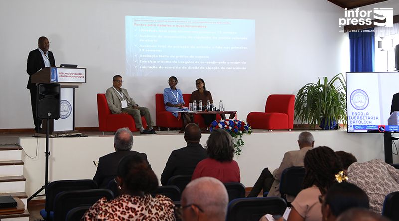 Simpósio conclui que Cabo Verde pode liderar debates éticos e científicos de alto valor cívico