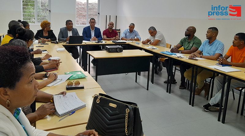 São Vicente: Sintap pondera luta nacional com os trabalhadores da administração pública face à instabilidade laboral