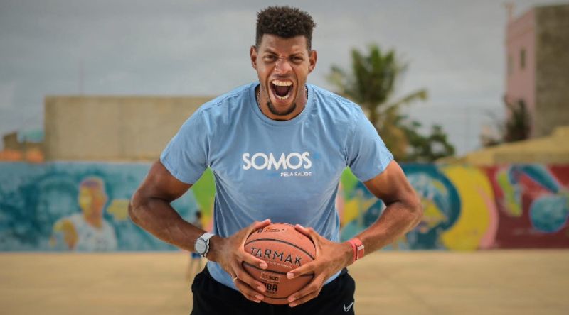 Maio: Campanha “Somos pela saúde” assinala dia da mulher com spot publicitário sobre o uso do preservativo