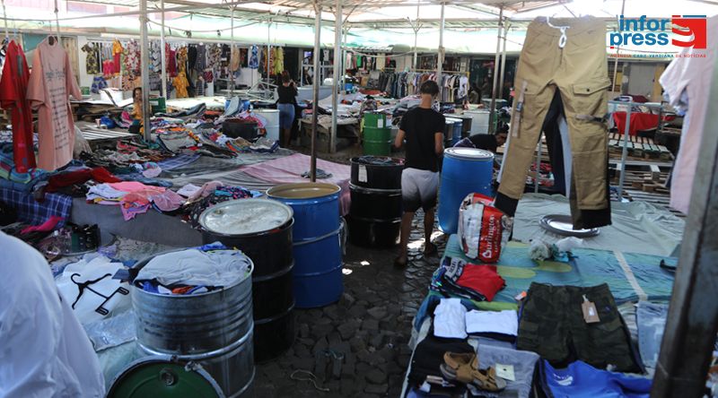 Venda de roupas no sucupira caem nesta época festiva