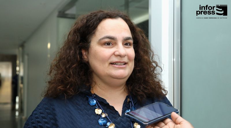 Especialista portuguesa defende teletrabalho como direito para grupos vulneráveis na lei cabo-verdiana