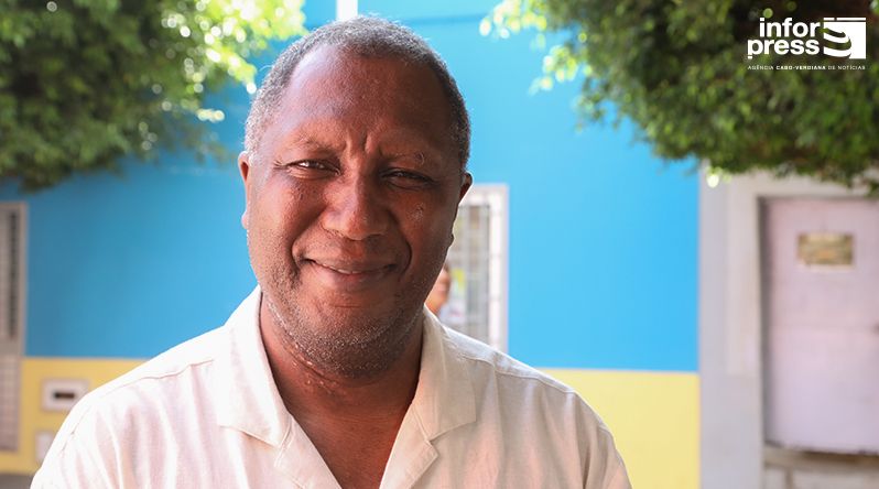 Tó Tavares enaltece percurso e talento da pianista Alícia Freitas na Escola Pentagrama