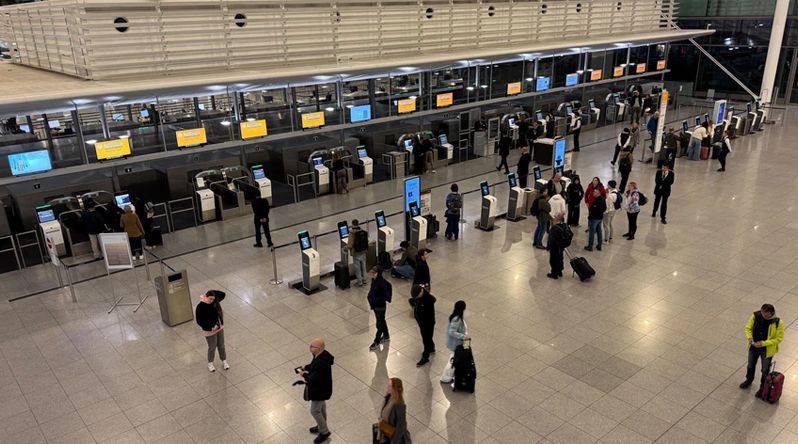 Tráfego aéreo retomado no aeroporto de Munique após sobrevoo de drones