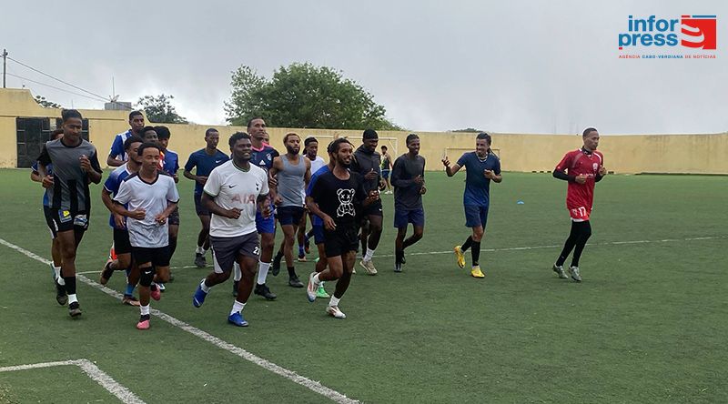 Futebol/Brava: Maioria dos pré-convocados para o “Inter-ilhas” nunca compareceu aos treinos - seleccionador (c/áudio)