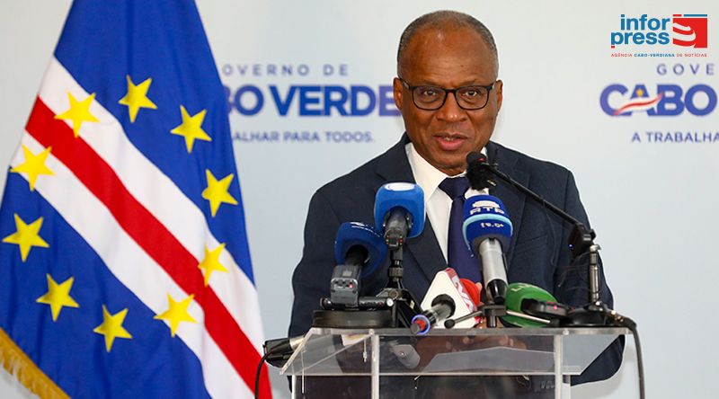 Governo investe 320 mil contos para garantir iluminação pública LED em todo o país