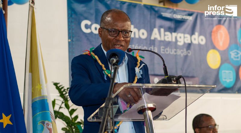 Santo Antão: Primeiro-ministro aponta a necessidade de se elevar a taxa de ingresso no ensino superior 