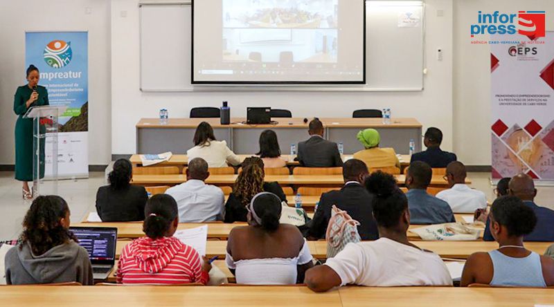 Uni-CV realiza Fórum Internacional sobre Turismo Sustentável e Empreendedorismo com foco no Desenvolvimento da ilha de Santiago