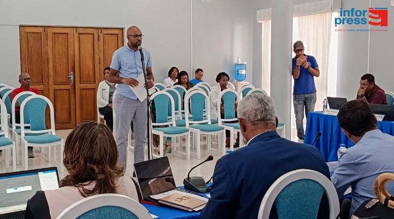 Ilha do Sal: Munícipes denunciam “dois pesos e duas medidas” no urbanismo e abandono de infra-estruturas