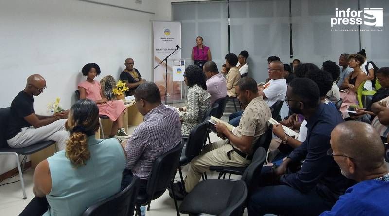 Boa Vista: Valdevino Bronz lança “Sofisma Loucura” e garante continuidade na actividade literária