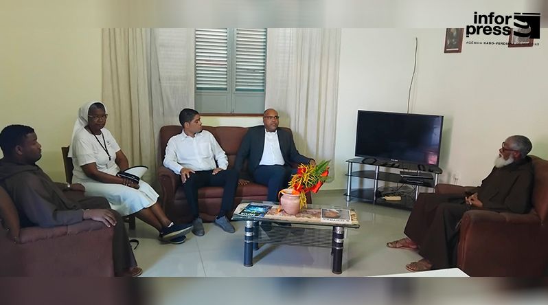 São Nicolau: Governo garante intervenções para resolver permanência de crianças nas ruas