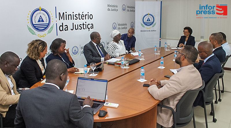 Cabo Verde quer ratificar convenção sobre a prevenção e combate a corrupção até 11 de Julho - ministra da Justiça     