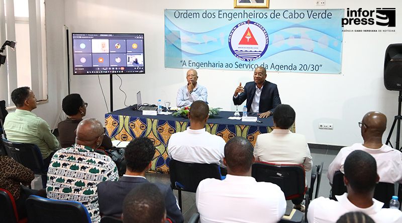 Ministro preocupado com a qualidade e sustentabilidade das infraestruturas