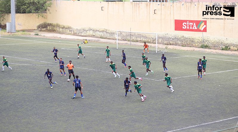 Futebol/sub-17: EPIF goleia Juventude (6-0) e Vitória do Maio averba terceiro triunfo