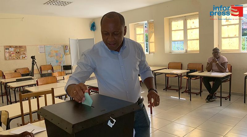 Autárquicas 2024/São Salvador do Mundo: Ângelo Vaz vota e diz-se confiante na continuidade