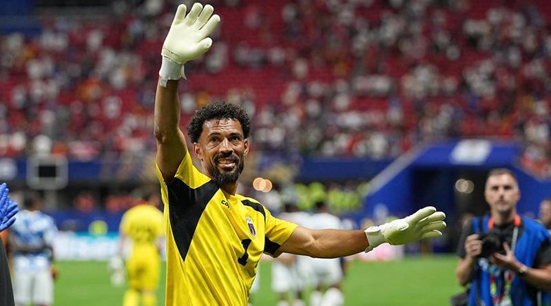 Entre raízes e orgulho nacional Vozinha enaltece ligação ao povo cabo-verdiano e apoio à selecção