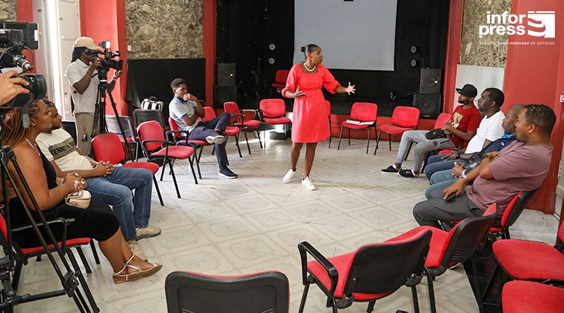 Artistas cabo-verdianos participam na formação de sensibilização e prevenção de VBG