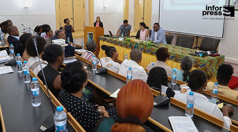 Arquivo Nacional reforça capacitação de técnicos com foco numa gestão documental “acessível e preservada”