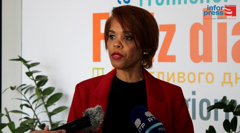 Portugal: Campanha “Natal de conhecimento” de Yara Santos chega a Lisboa com foco na internacionalização