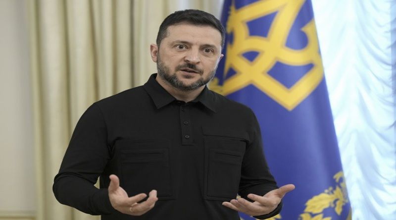 Zelensky acusa Rússia de "terrorismo nuclear" 40 anos após Chernobil