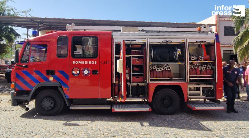 Boa Vista: Autarquia reforça frota de bombeiros com viatura mista e coloca fasquia num “serviço 24 horas” 