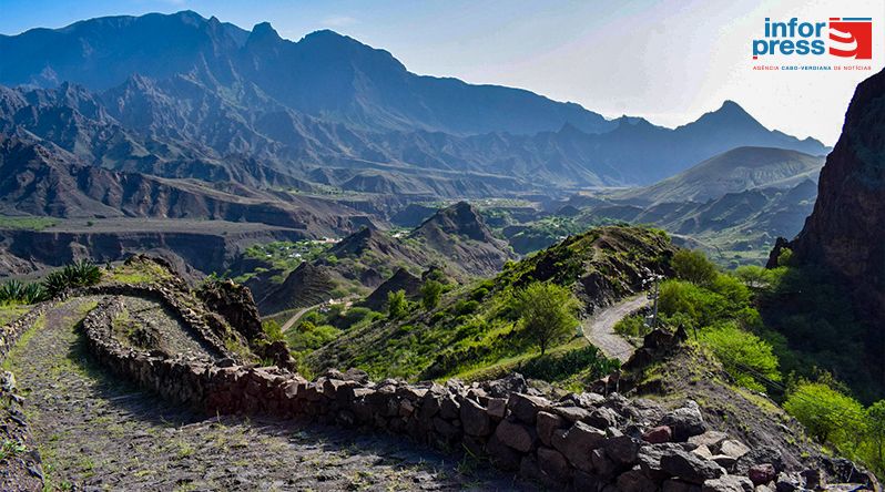 Porto Novo: Autarquia garante estar a melhorar caminhos vicinais nas comunidades rurais