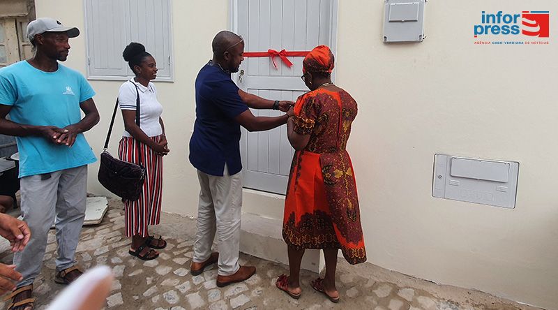 Boa Vista: Câmara municipal entrega sete das 11 casas sociais do Projecto Evolutivo da autarquia