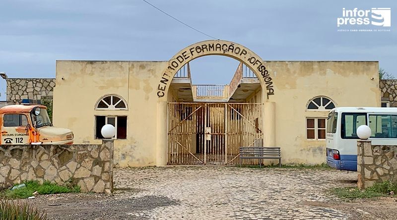 Maio: Reabilitação do Centro de Formação Profissional e de jardins de infância são prioridades da câmara - plano de actividades