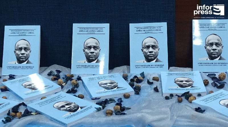 São Vicente: Uni-Mindelo lança colectânea de Doutoramento Honoris Causa de Amílcar Cabral para ajudar classe académica