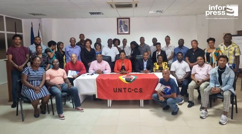 Maio: Dirigentes sindicais da região Sotavento terminam formação em organização sindical 
