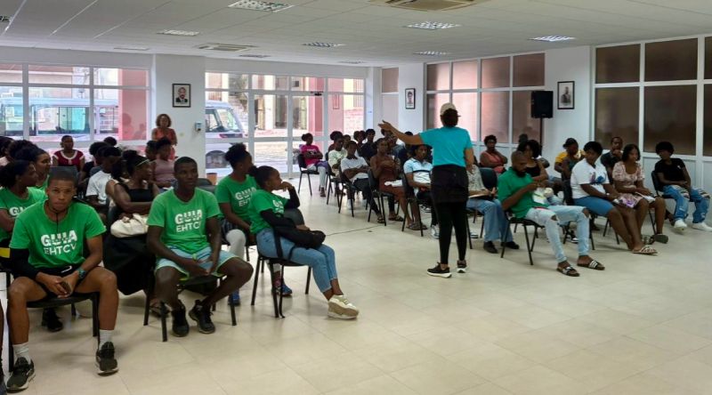 Escola de Hotelaria e Turismo incentiva jovens do Maio a candidatarem-se a cursos profissionais