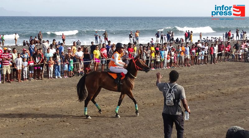 Porto Novo/São João: Hipismo marca presença nas festividades com 23 cavalos