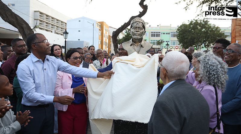 CMP homenageia heróis nacionais com inauguração da praça Amílcar Cabral em Achada de Santo António