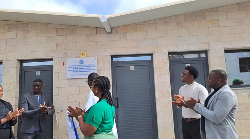 Tarrafal/108 anos: Autarquia entrega sanitário público à igreja de Trás-os-Montes e três habitações sociais a famílias de baixa renda