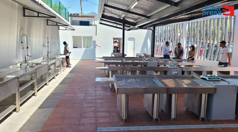 Porto Novo: Associação preocupada com a situação do mercado de peixe ainda  de portas fechadas três anos após construção