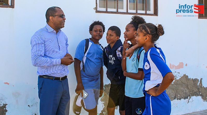 Boa Vista: Ministro da Educação alerta para necessidade urgente de reorganizar logística de transporte escolar